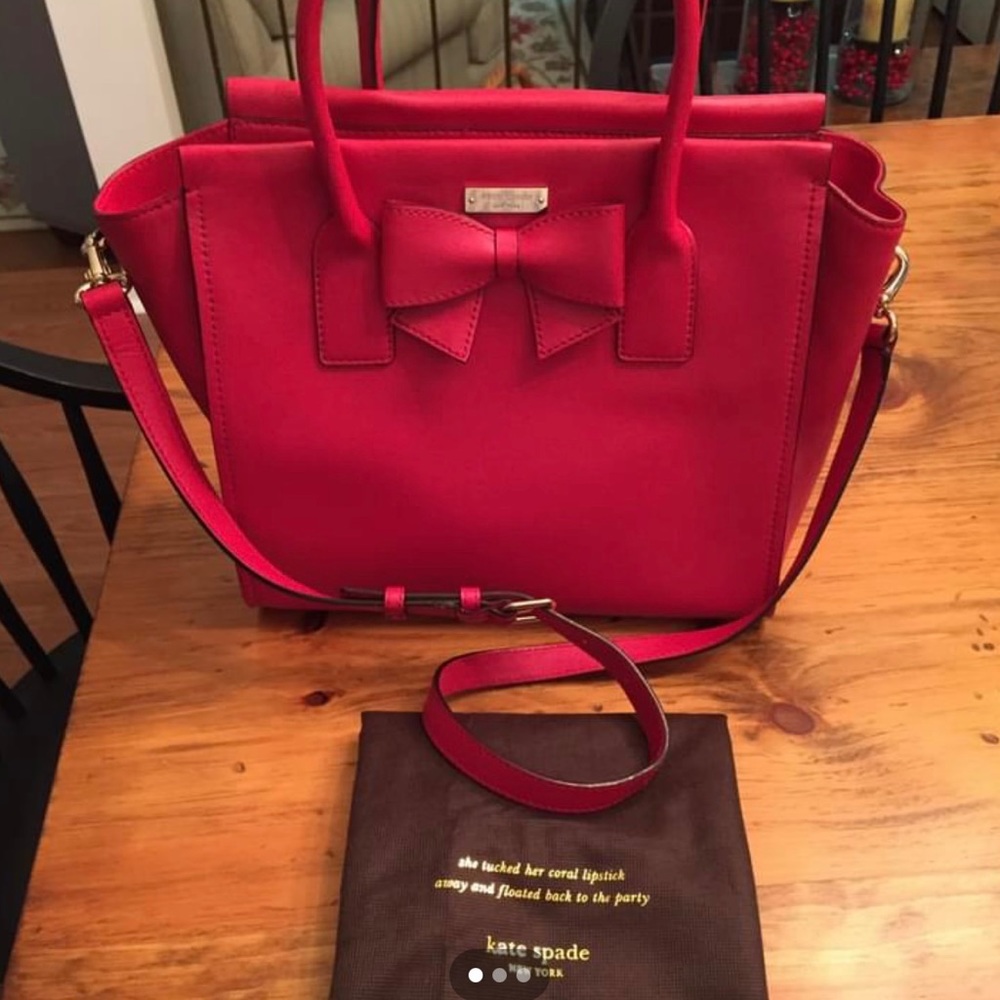 RED BOW KATE SPADE SATCHEL **MINT**